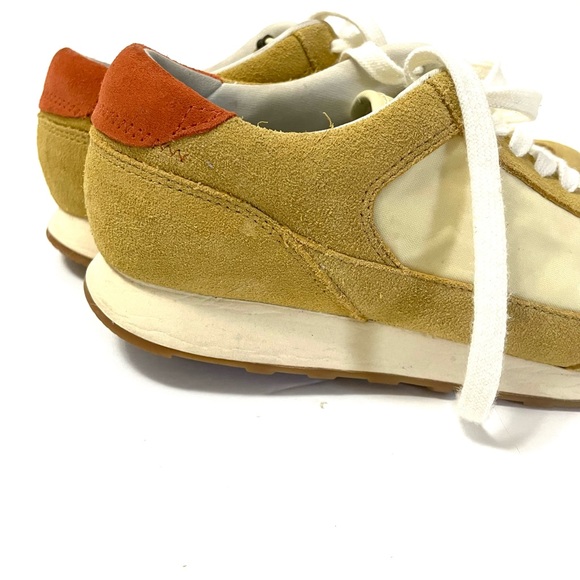Everlane Womens Suede Low Top Tread Trainer Sneaker Golden/Yellow Size  6.5 - Picture 6 of 10